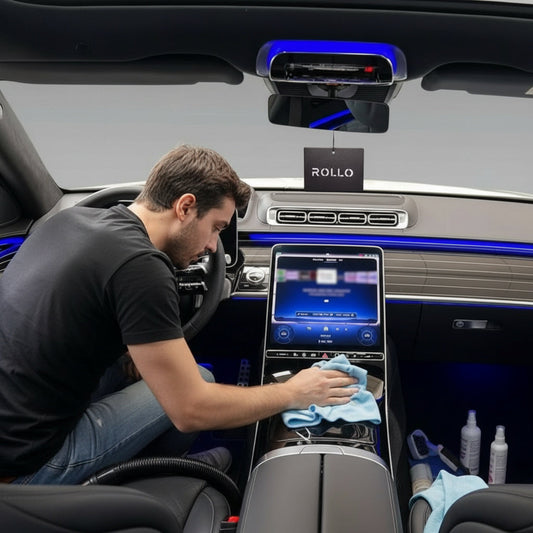 KVAPŲ NAUDA AUTOMOBILYJE IR KAIP TINKAMAI PRIŽIŪRĖTI AUTOMOBILIO ŠVARĄ